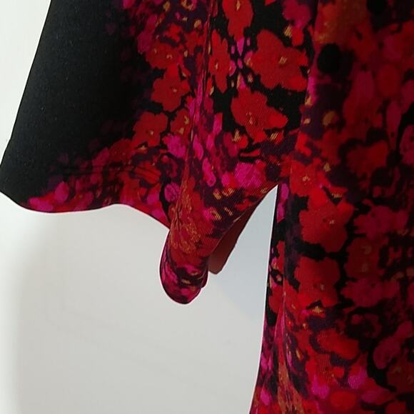 Taylor Women's Size 12 Fuchsia Floral Print Sheath Dress. Office/Night out - Picture 4 of 9
